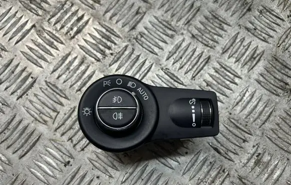 Jeep Cherokee Light switch P6815636AB