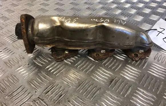 Audi A4 S4 B7 8E 8H Exhaust manifold 059253033