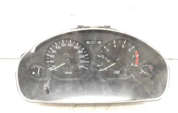 Mitsubishi Carisma Speedometer (instrument cluster) MF270100 DX40