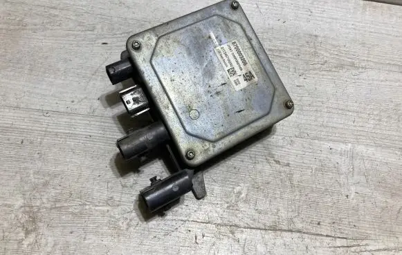 Renault Twingo III Airbag control unit/module 6700003206