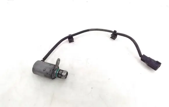 Volvo XC60 Camshaft vanos timing valve 30757801AC