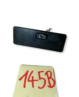 Mercedes-Benz Vito Viano W638 Electric window control switch A0055453807