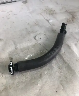 Audi Q3 F3 Breather/breather pipe/hose 836103474a