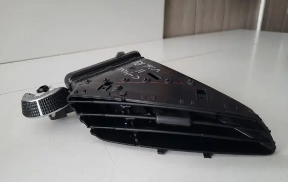Ford C-MAX II Dash center air vent grill AM51R014L20