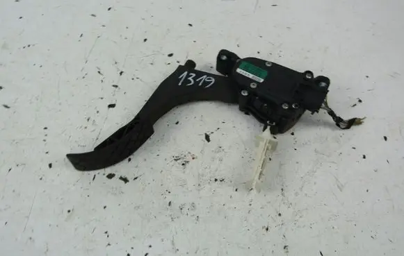 Skoda Octavia Mk2 (1Z) Accelerator pedal position sensor 6Q1721503C