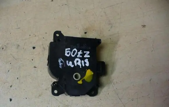 Toyota Auris 150 Air flap motor/actuator MF1138002810PLS Z709