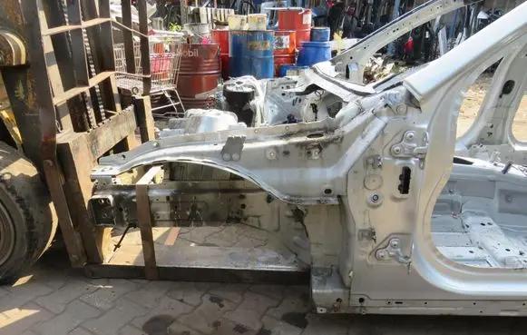 Jaguar XF X260 Front quarter panel 