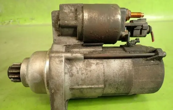 Volkswagen PASSAT B6 Starter motor 02M911023NTS18E3