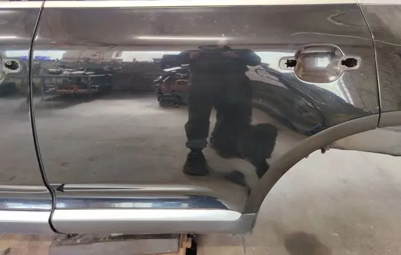 Rear door