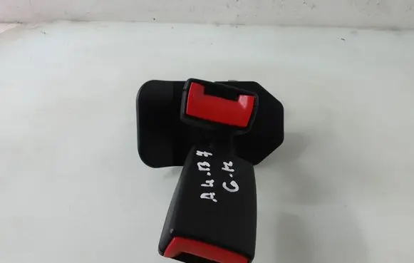 Audi A4 S4 B7 8E 8H Rear seatbelt buckle 8E085773901C