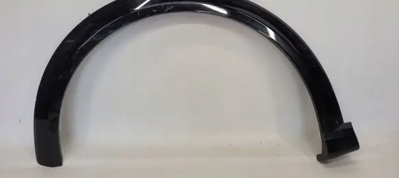 Ford Puma Front arch trim 