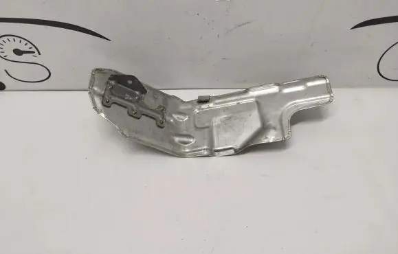 Mercedes-Benz E W213 Heat shield in engine bay A6541422600
