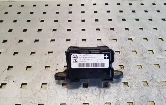 Skoda Octavia Mk2 (1Z) ESP acceleration yaw rate sensor 1K0907652C