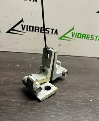 Front door hinge set