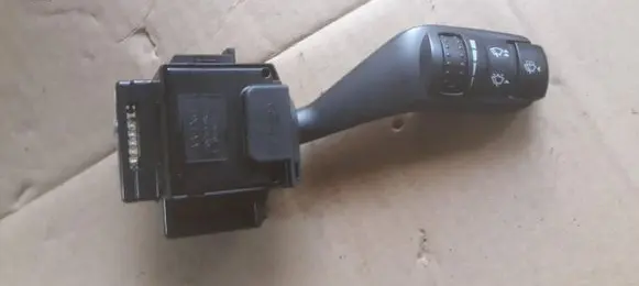 Ford Focus C-MAX Fog light switch 