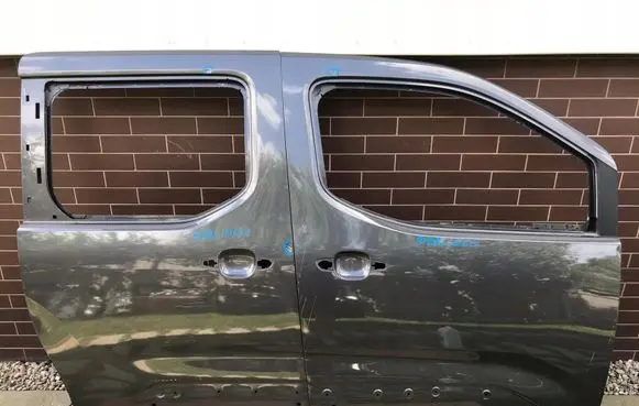 Door (2 Door Coupe)