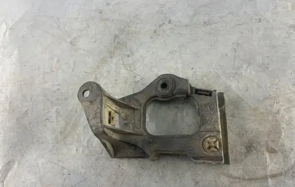 Audi A6 S6 C5 4B Fender mounting bracket 4B0853921 4B0853921B
