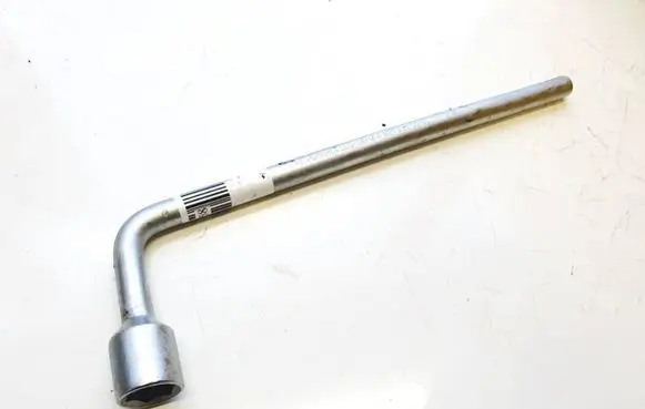 Mercedes-Benz B W245 Wheel nut wrench a2215810001
