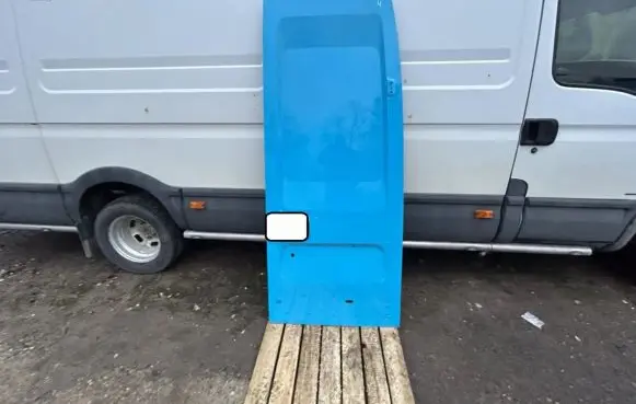 Iveco Daily 4th gen Back/rear loading door 3800985 500324566