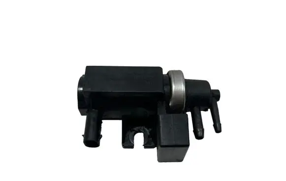 Mercedes-Benz A W169 Turbo solenoid valve A0051535528 04T219 70078200