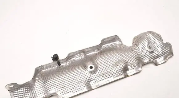 Volvo XC60 Heat shield in engine bay 31493567