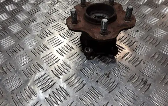 Nissan Qashqai Rear wheel hub