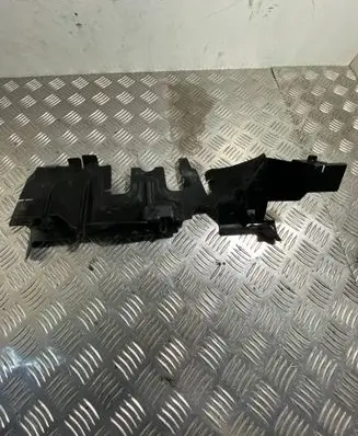 Volkswagen PASSAT CC Intercooler air guide/duct channel 3C8121283A