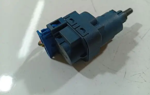Volkswagen Sharan Brake pedal sensor switch 6q0927189