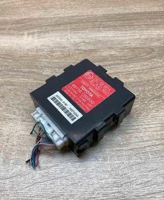 Toyota Avensis T220 Alarm control unit/module 8973005030 2370003180 WITHPLUG