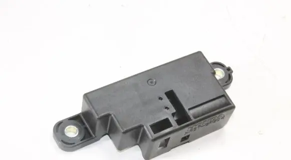 Honda CR-V Aerial antenna amplifier 38387TF0003