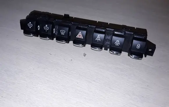 Peugeot 3008 I Hazard light switch 96638425XT