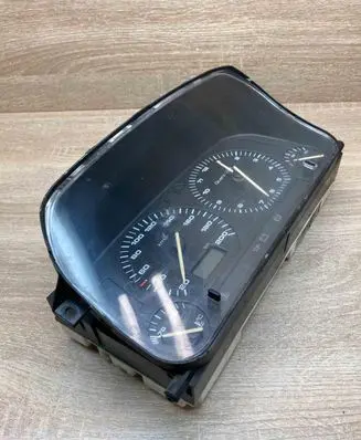 Volkswagen Golf III Speedometer (instrument cluster) 1H6919033 87001262