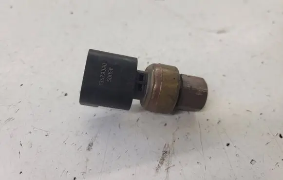 Chevrolet Corvette C7 Fuel pressure sensor 13579380 5005B