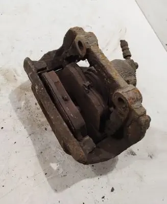 Skoda Roomster (5J) Front brake caliper