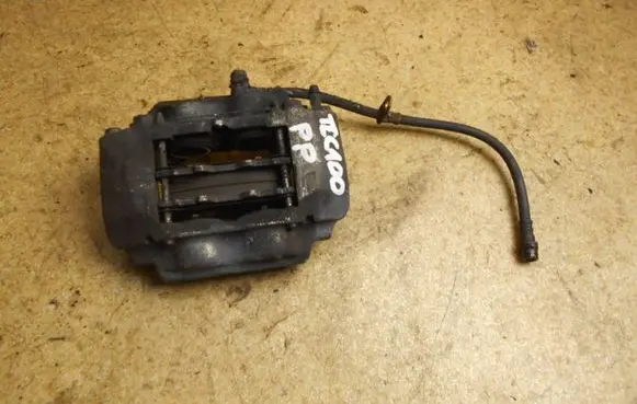 Toyota Land Cruiser (J100) Front brake caliper 