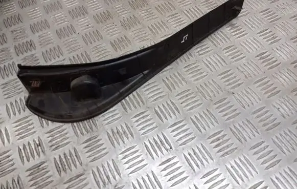 Subaru Impreza III Front arch trim 94061FG030