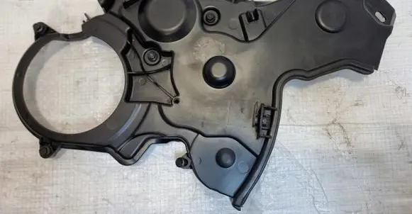 Ford Focus Timing belt guard (cover) 9839876380