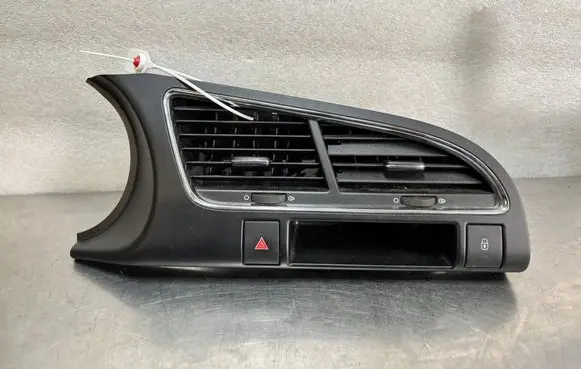 Dash center air vent grill