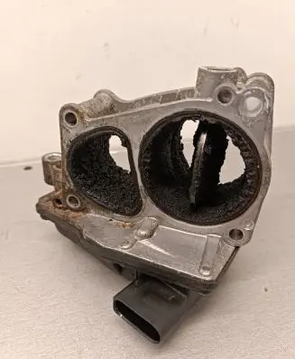 Audi A4 S4 B8 8K Engine shut-off valve 059129598H