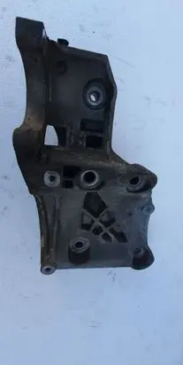 Opel Insignia A A/C compressor mount bracket 55562863