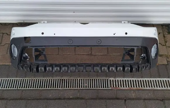 Volkswagen Cross Polo Front bumper 6R0805903J