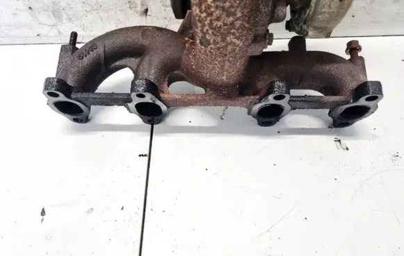 Skoda Octavia Mk2 (1Z) Exhaust manifold