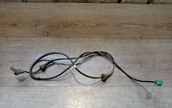 Volvo V70 ABS rear brake sensor 10071150383 3524257