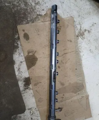 BMW X5 E70 Fuel main line pipe 0445216031 7800124