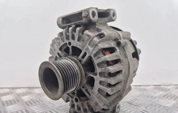 Mercedes-Benz E W212 Generator/alternator A0009067400
