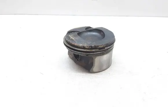 BMW 3 E92 E93 Piston 85L126