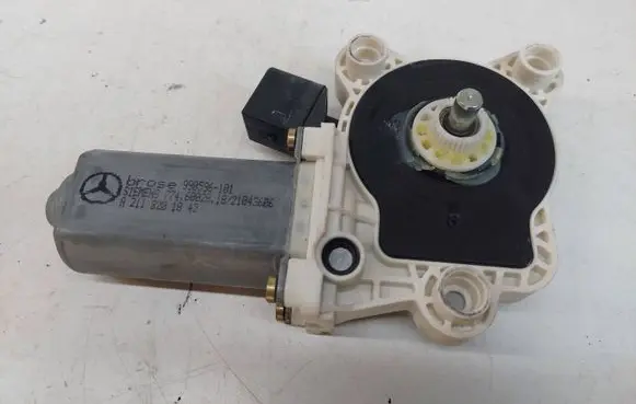 Mercedes-Benz C W203 Front door window regulator motor A2118201842 990596101 21043606