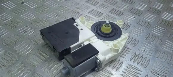 Audi TT TTS Mk2 Front door window regulator motor 8J7959802E