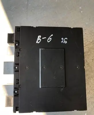 Volkswagen PASSAT B6 Fuse box set 3C0937049AH F005V00663 H54S2202