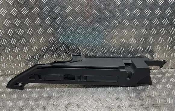 Skoda Superb B8 (3V) Parcel shelf load cover mount bracket 3V9867761 22E4037 192015